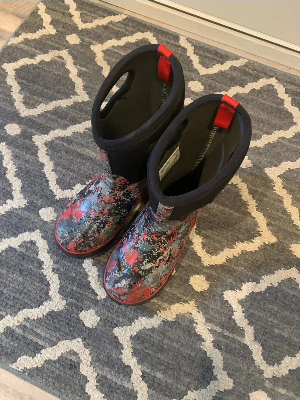 Bogs Kids Waterproof Winter Boots - Red & Black